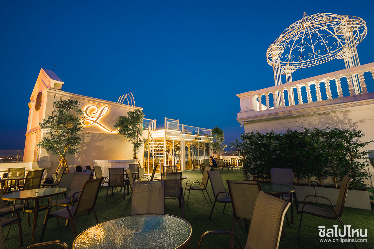 Le Sky Rooftop Bar & Bistro - ร้านดาดฟ้าใกล้รถไฟฟ้า กรุงเทพฯ