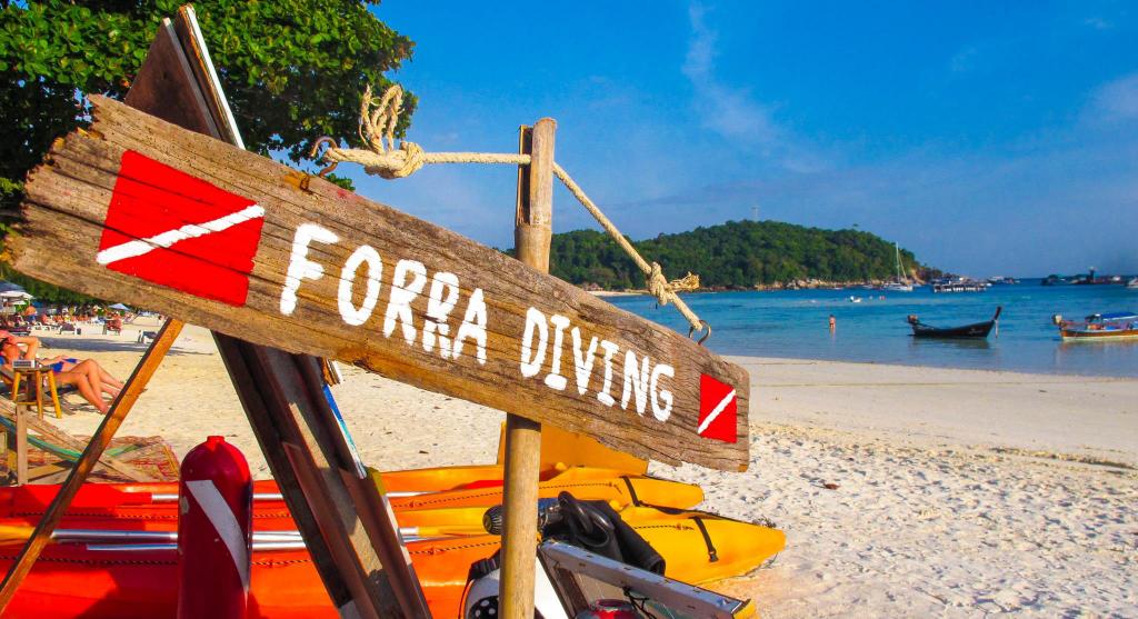 Forra Dive Resort Pattaya Beach -  ที่พักริมหาดพัทยา เกาะหลีเป๊ะ