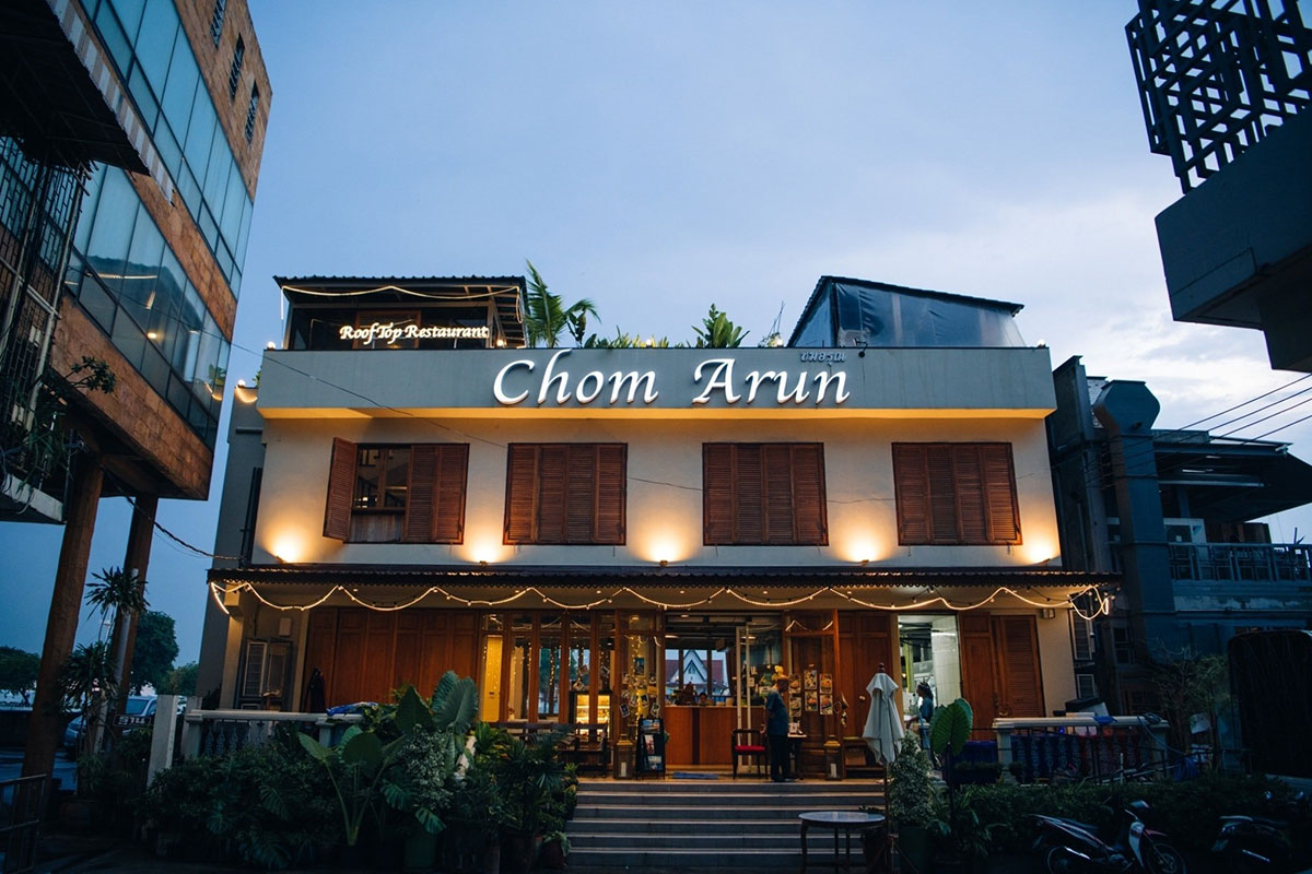 Chom Arun - ร้านอาหารริมแม่น้ำเจ้าพระยา