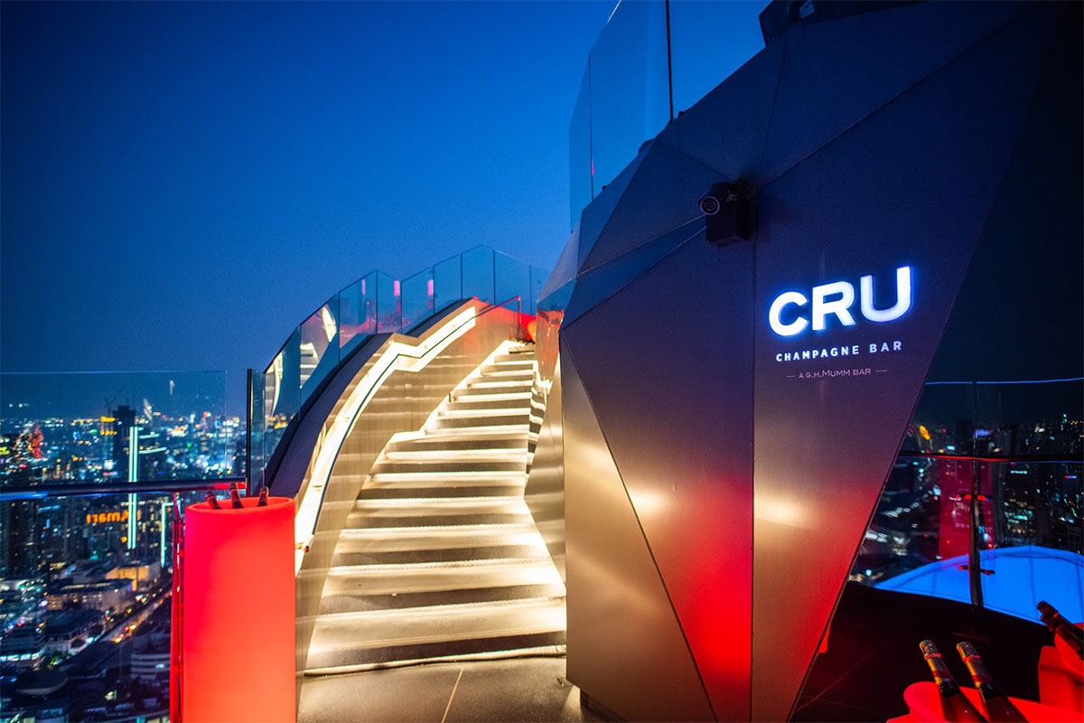 CRU Champagne Bar - ร้านดาดฟ้าใกล้รถไฟฟ้า กรุงเทพฯ