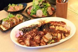 ท้ากินอาหารญี่ปุ่นจานยักษ์ที่ร้านคินนิจิ (Kinniji) 