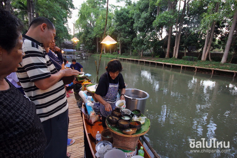 2016-12-26 11:26:30_ตลาดน้ำ04_resize.JPG