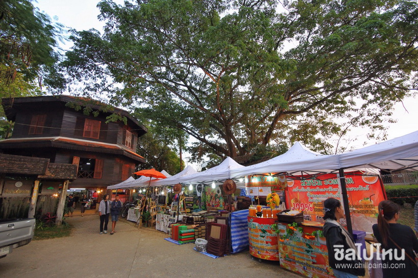 2016-12-26 11:26:41_ตลาดน้ำ07_resize.JPG