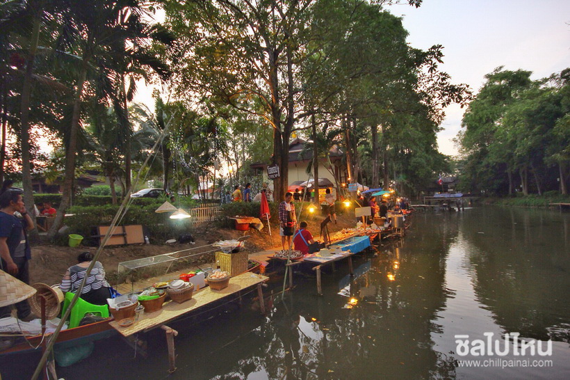 2016-12-26 11:27:09_ตลาดน้ำ14_resize.JPG