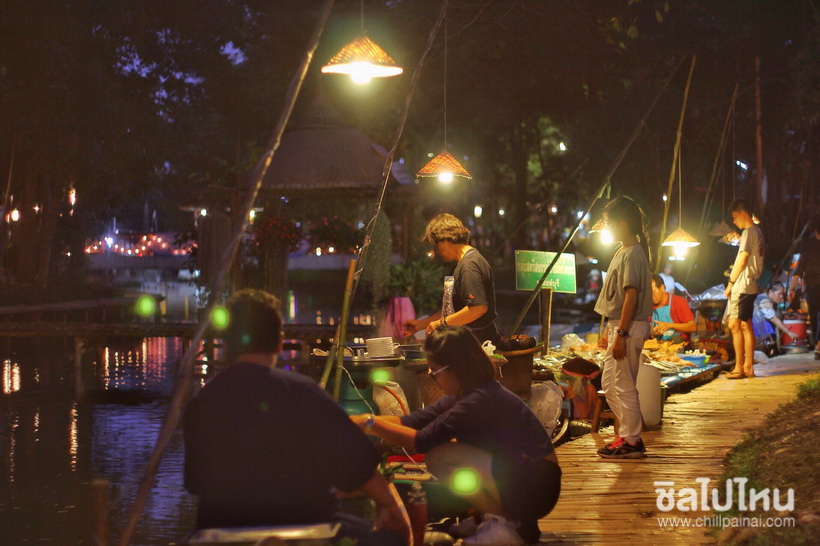 2016-12-26 11:27:41_ตลาดน้ำ22_resize.JPG