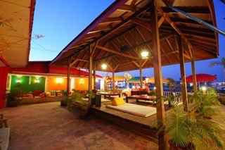 ร้านลารีน่า