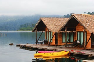 คีรีวารินเชี่ยวหลานรีสอร์ท
