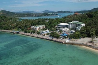 โรงแรมแคนทารี เบย์ โฮเทล ภูเก็ต โรงแรมแคนทารี เบย์ โฮเทล ภูเก็ต