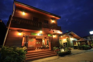 บ้านใกล้โขง