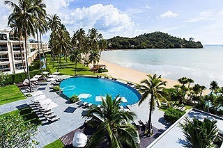 ภูเก็ต พันวา บีชฟรอนท์ รีสอร์ท