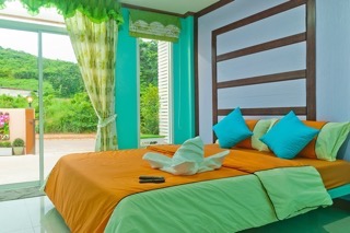 บ้านต้นไผ่ เกาะล้าน