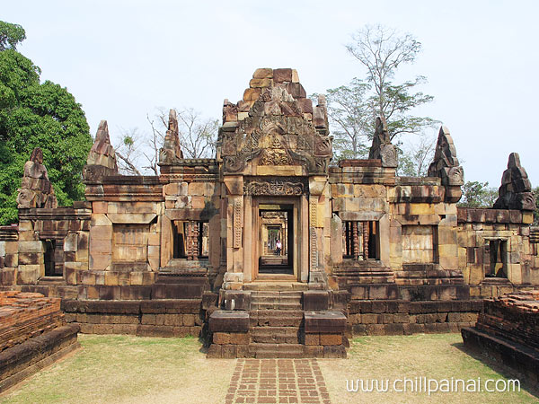 ปราสาทเมืองต่ำ