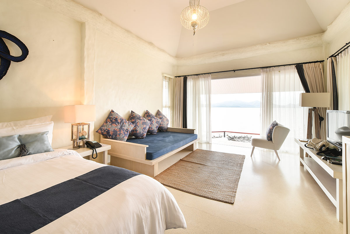 The Blue Sky Resort ระนอง ที่พักสุดโรแมนติกริมทะเลระนอง 
