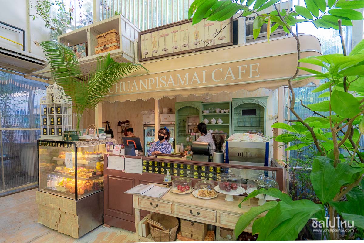 Chuanpisamai Cafe -   12 คาเฟ่มุมถ่ายรูปสุดปัง เรียกยอดไลค์ ในกรุงเทพ