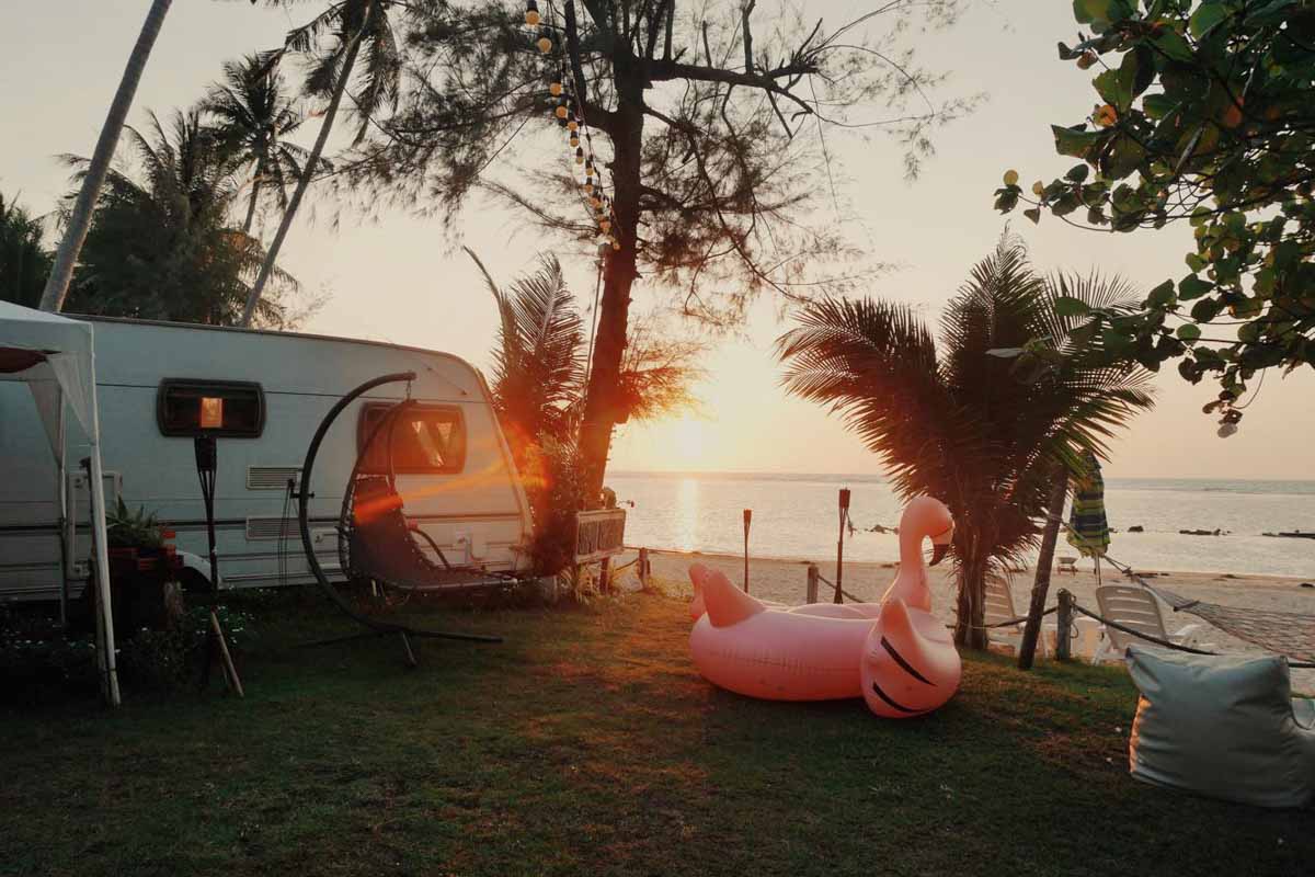 Samui Caravans Beach Camp - ที่พักรถบ้าน เกาะสมุย
