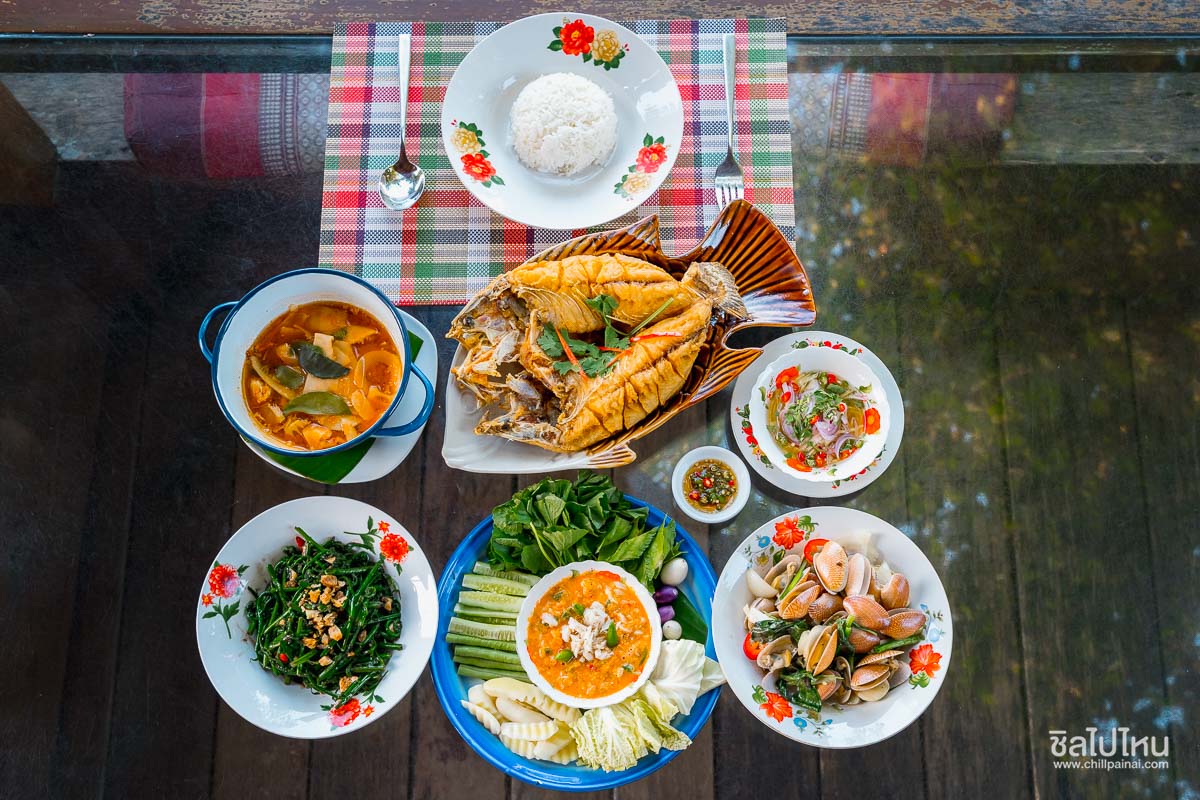 Baan Ploy Sea (บ้านพลอยสี) ที่พักเกาะเสม็ด ติดทะเล อาหารอร่อย ใกล้ท่าเรือ