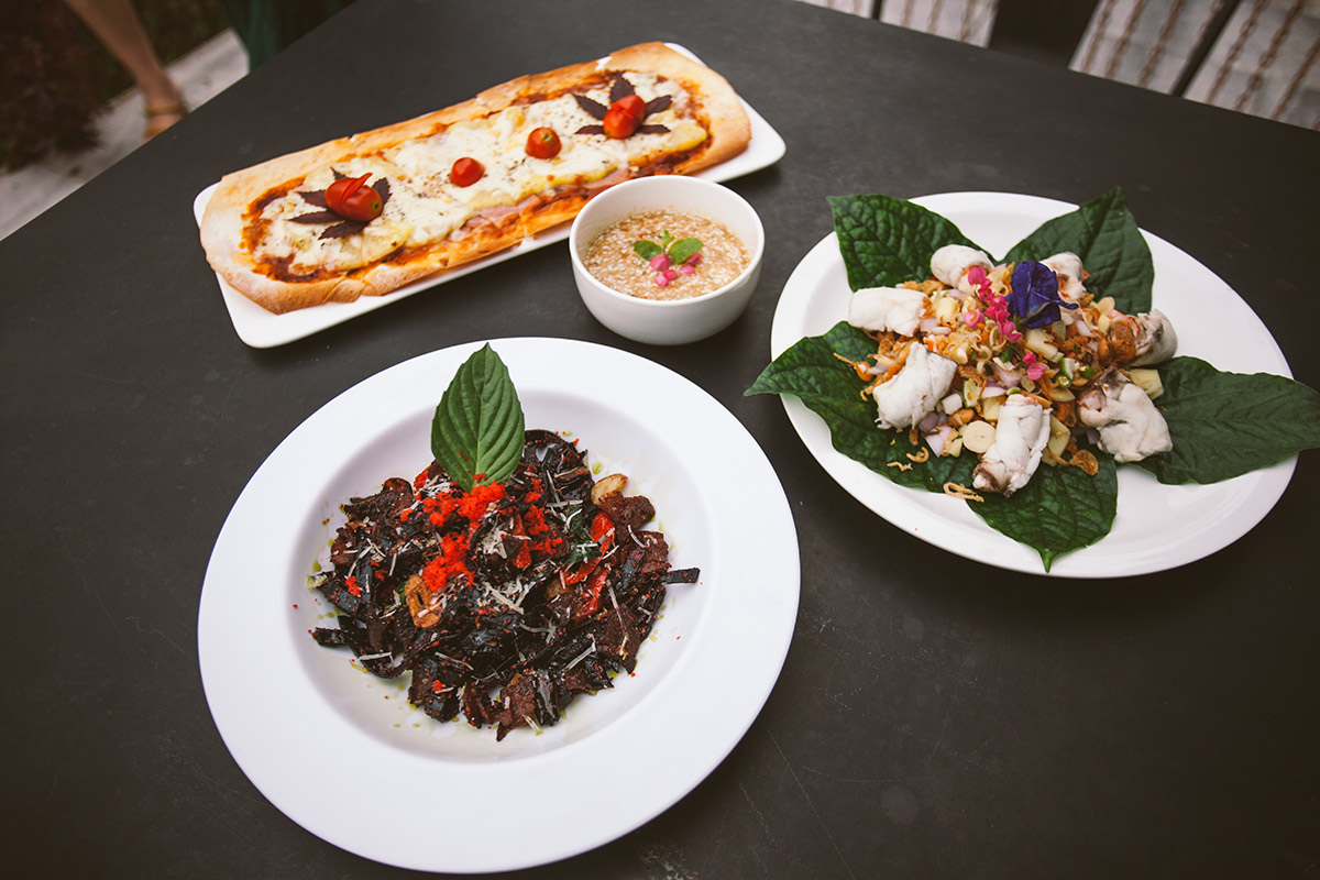 รวม 13 ร้านคาเฟ่และร้านอาหารบรรยากาศดีในจันทบุรี อัพเดตใหม่รับปี 2022