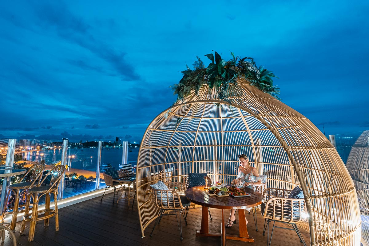 Pattaya Sea View Hotel ที่พักพัทยาสุดชิล พร้อมรูฟท็อปบรรยากาศโรแมนติก