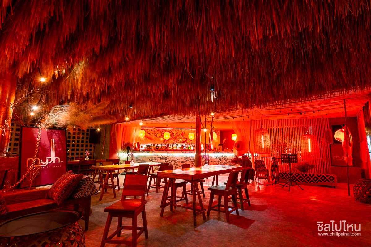 Myth Koh Larn Resort Bar & Bistro - ที่พักเกาะล้านมีสระว่ายน้ำ