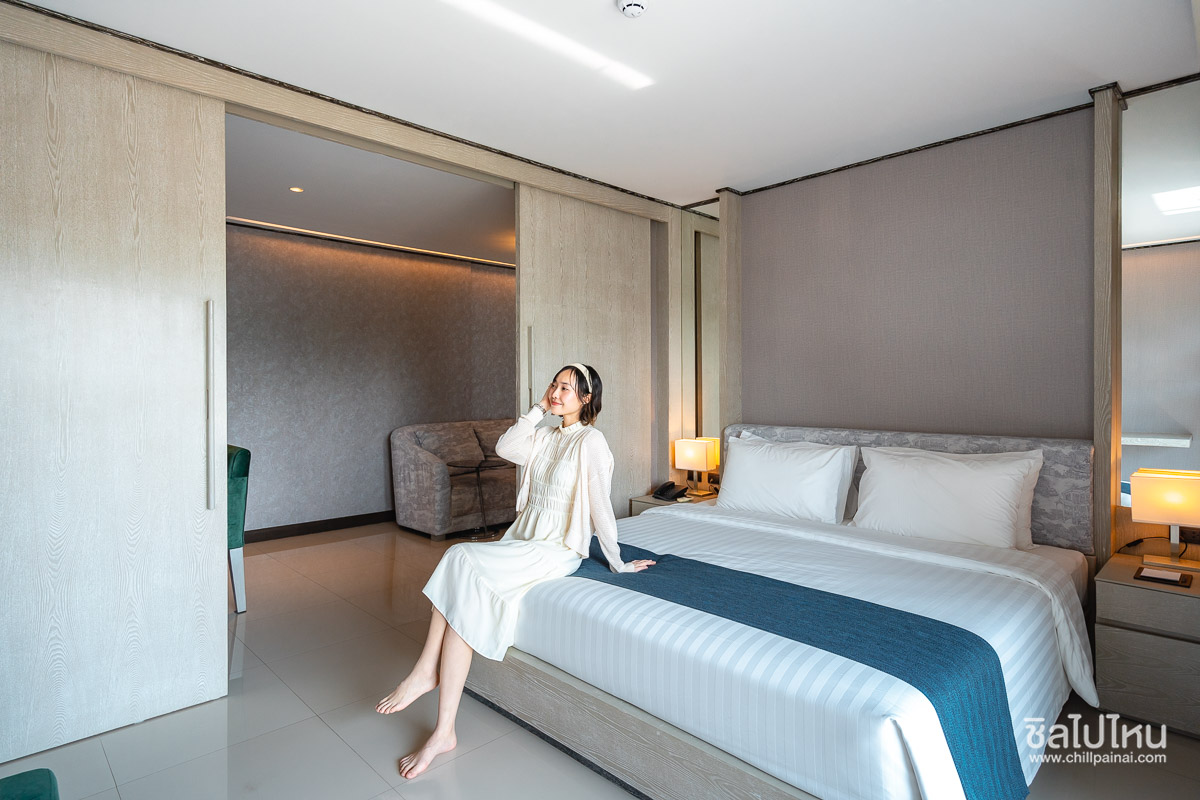 Manhattan Pattaya (โรงแรมแมนฮัตตัน พัทยา) ที่พักพัทยาสไตล์โมเดิร์นคลาสสิก เหมาะแก่การพักผ่อน 