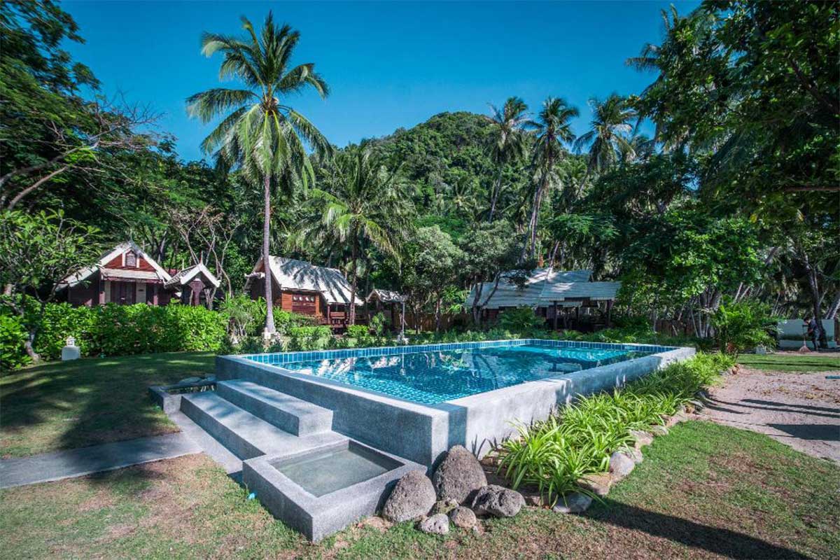 Baan Thong Ching Resort - ที่พักขนอมติดทะเล