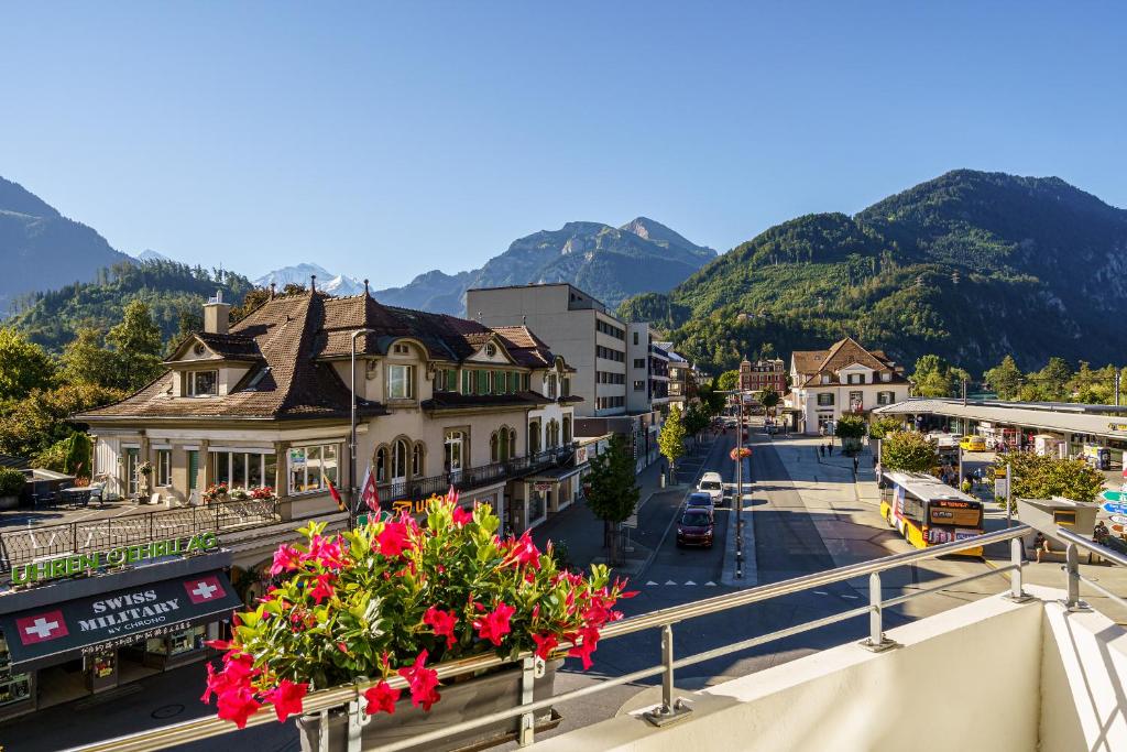 10 ที่พักสวิตเซอร์แลนด์เมืองอินเทอร์ลาเคน(Interlaken West) เมืองที่ต้องแวะก่อนไปเที่ยวจุงเฟรา อัปเดตใหม่ 2565-2566