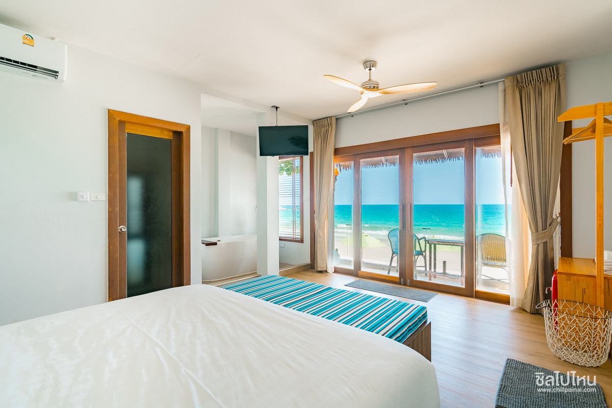 Diamond Beach Resort (ไดมอนด์บีช รีสอร์ท) ที่พักเกาะเสม็ด สไตล์โคซี่ นั่งมองทะเลจากระเบียงห้อง