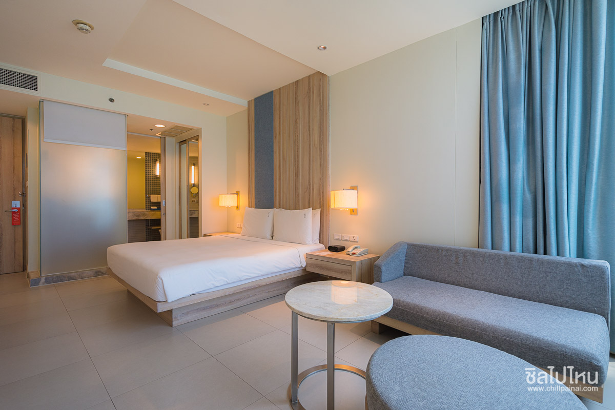 Holiday Inn Pattaya โรงแรมหรูวิวอลัง ได้วิวหาดพัทยาแบบพาโนรามา