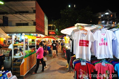 เชียงรายไนท์บาซาร์ Chiang Rai Night Bazaar เชียงราย
