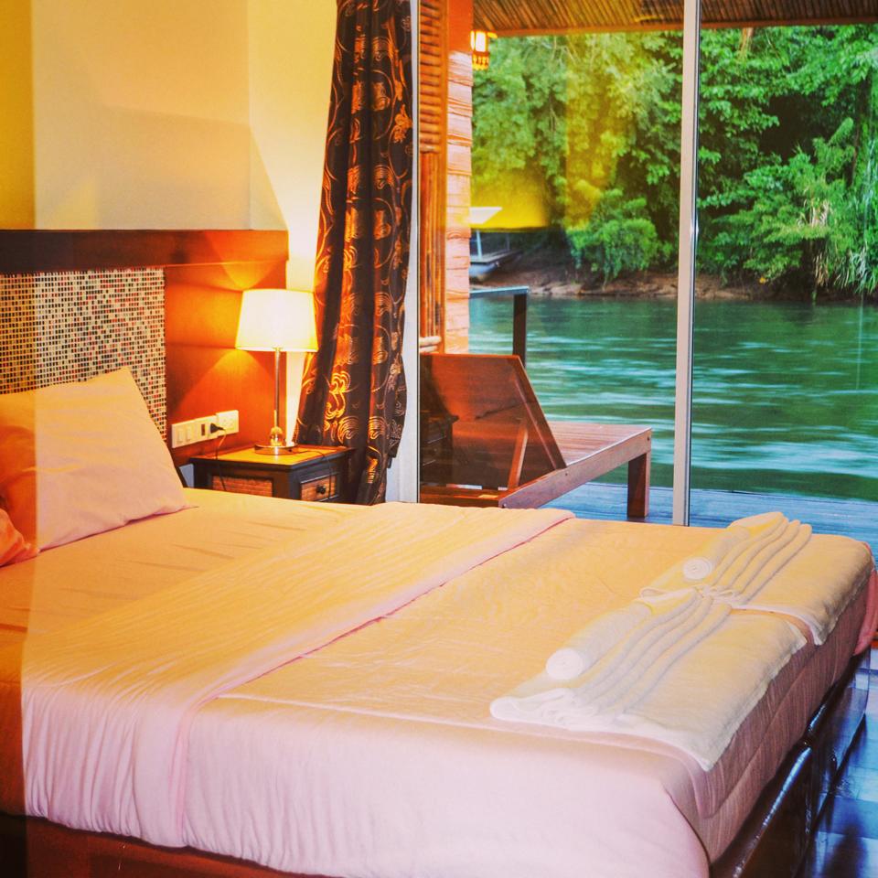 โก๋ เมืองกาญจน์ พาราไดซ์ วิว รีสอร์ท (Koh Mueangkarn Paradise View Resort)- ไทรโยค กาญจนบุรี 
