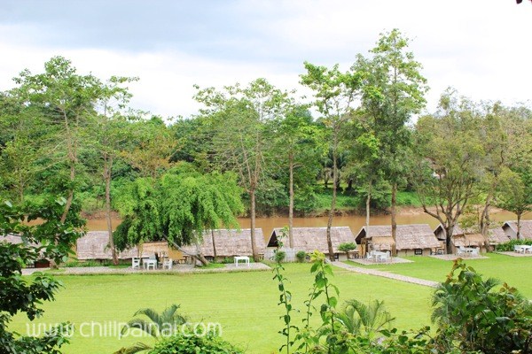 สวนไทรโยค (Suan Saiyok River Kwai Cabin) - ไทรโยค กาญจนบุรี   
