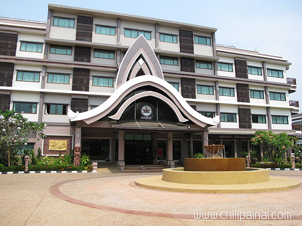 โรงแรมพนมรุ้งบุรี
