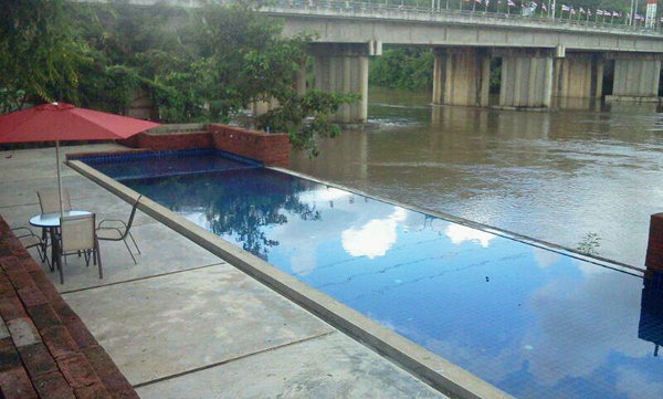 โรงแรมกาญจ์ปุระ (Kanpura Hotel)-แม่น้ำแควใหญ่ กาญจนบุรี