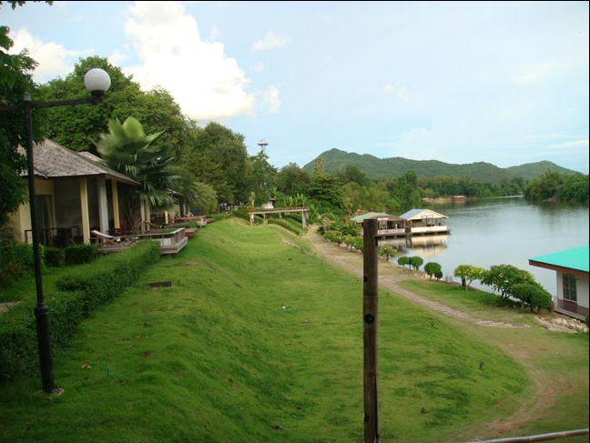 เกาะกอหญ้า รีสอร์ท-แม่น้ำแควน้อย กาญจนบุรี
