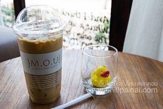 M.O.U Coffee Bar Cafe' ร้านนั่งชิลๆ ซอยโชคชัย 4