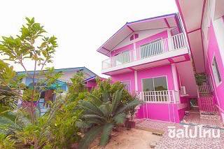 ที่พักเกาะล้าน : รีวิวบ้านป้าสุ เกาะล้าน ที่พักสีสันสดใสของเกาะล้าน