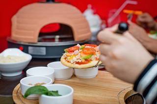 ไปลองกันหรือยัง?? Pizza Plaza ร้านบุฟเฟต์พิซซ่า DIY แห่งแรกในเอเชียตะวันออกเฉียงใต้ที่พัทยา