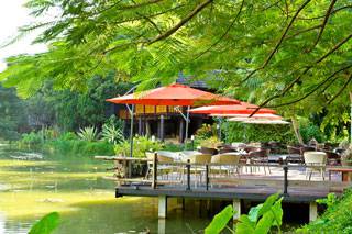 หยุดเวลาไปพักผ่อนที่ “ลำปางริเวอร์ลอดจ์” สุดยอดที่พักสวยริมแม่น้ำวังที่ต้องไปเช็คอินสักครั้ง