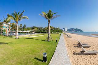 รีวิว Bella Costa หัวหิน ชีวิตดีๆใกล้กรุง กับความสงบบนหาดส่วนตัว ด้านหน้าวิวภูเขา ด้านหลังวิวทะเล