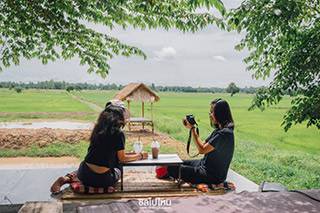 ' มันดี กล่องกลางทุ่ง ' ร้านกาแฟสไตล์คอนเทนเนอร์ใจกลางทุ่งนาที่น่าพาใจไปนั่งชิล