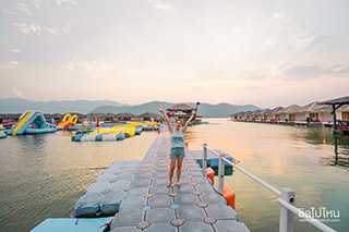 สนุกไม่รู้จบที่ Lake Heaven ที่พักสไตล์มัลดีฟส์ พร้อมเครื่องเล่นสุดมันส์ในกาญจนบุรี