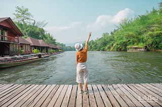 นอนสบายใกล้กาญฯ ที่ Saiyok View ที่พักริมน้ำแคว พร้อมสระว่ายน้ำบนแพ แช่ได้ตลอดวัน